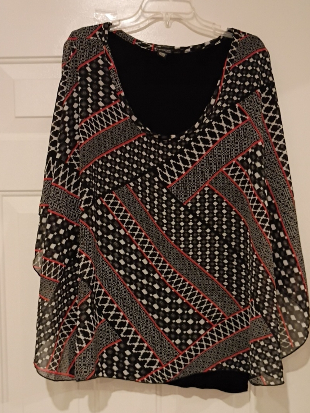 Geometric Scoop-Neck Layered Top in Black with Red Trim